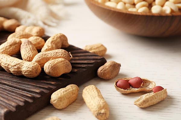 Peanut peeling
