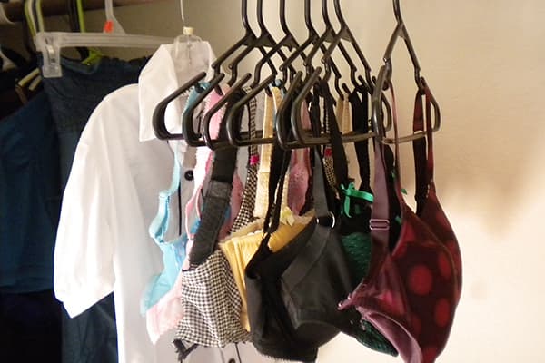 Hanger bras